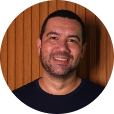 LUIS HENRIQUE
